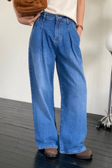 Pleat Loose Denim