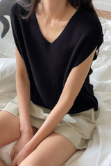 V-neck Knit Vest