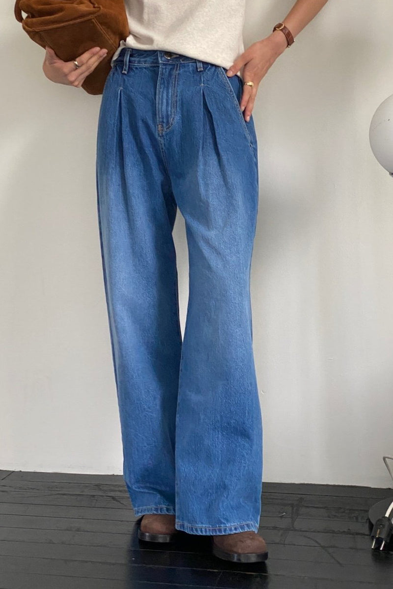 Pleat Loose Denim