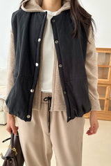 Lightweight Quilted Vest