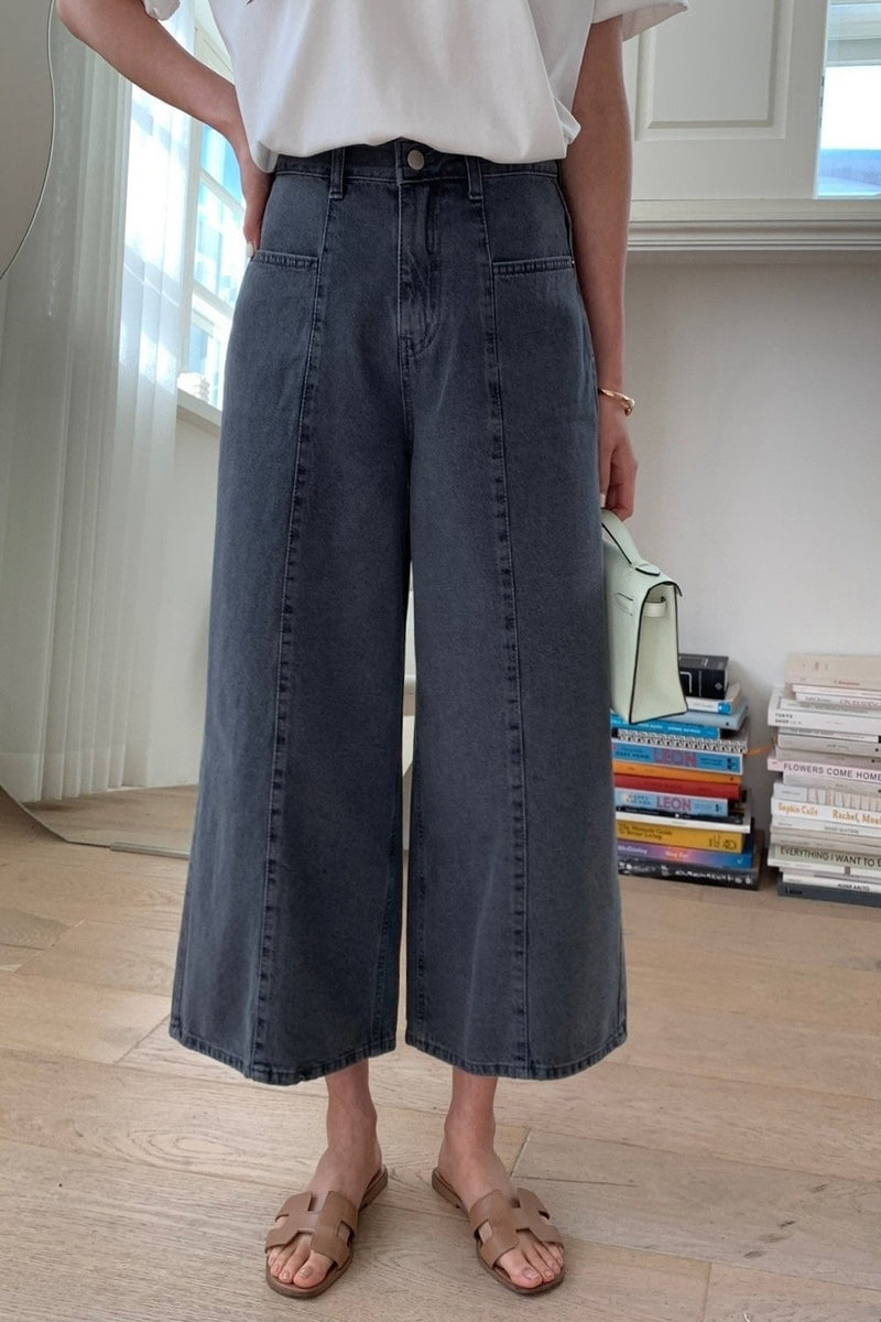 Pocket Crop Denim Pants