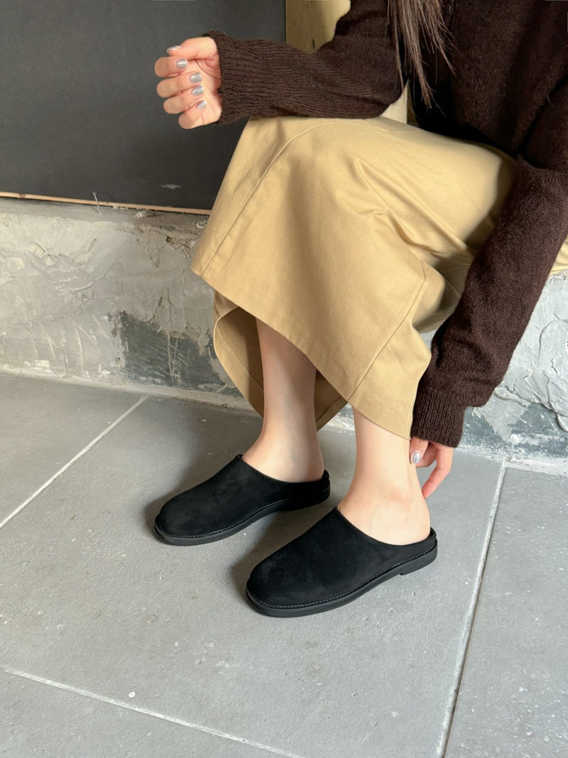 Minimalist Mule Slippers