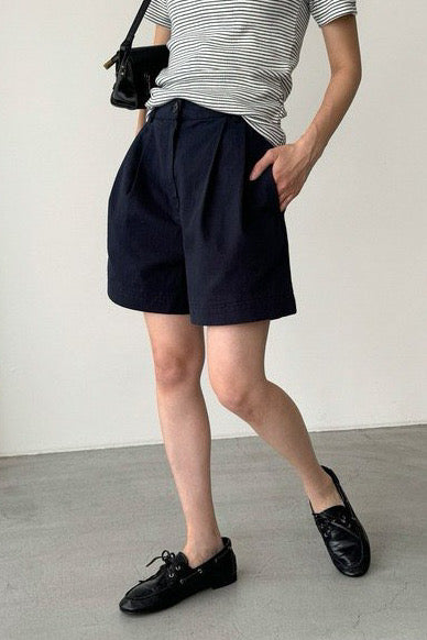 Clean Tuck Shorts