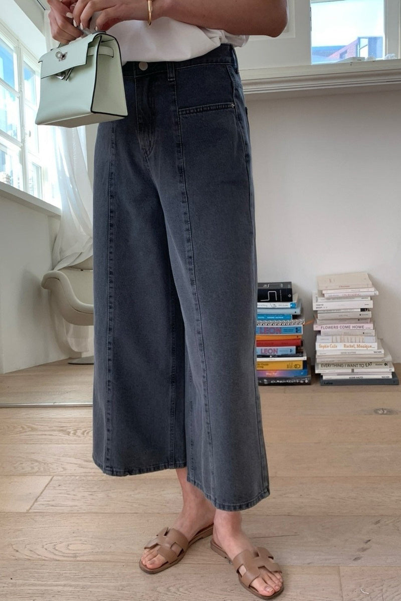 Pocket Crop Denim Pants