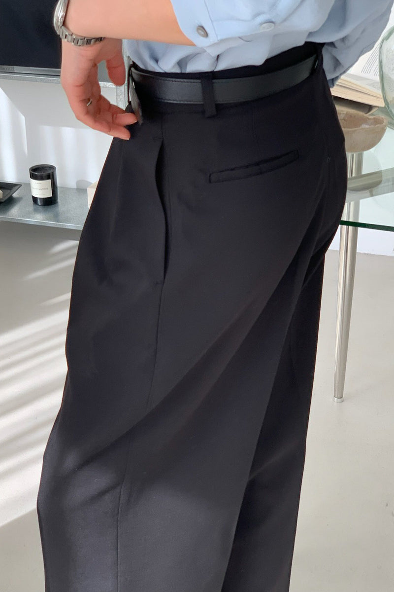 Elegant High-Waist Slacks