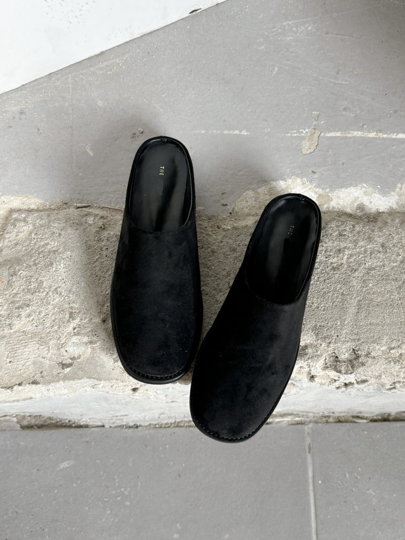 Minimalist Mule Slippers